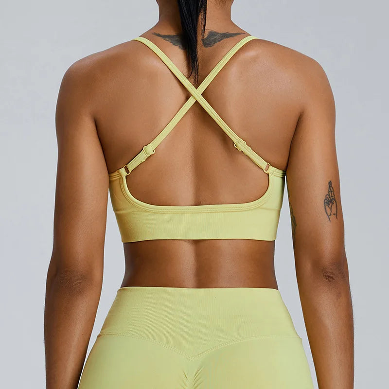 Cross-Back Sports Bra – PowerCurve™