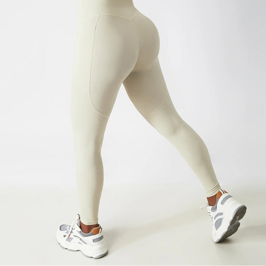 Seamless High-Waist Pocket Leggings – SculptFit™